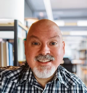 Headshot of Chad Glamman